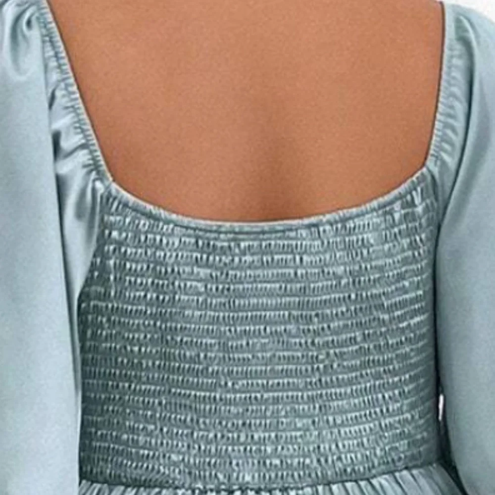 Plus Mint Green Pleated Butterfly Short Sleeve Dress - Picture 3 of 4